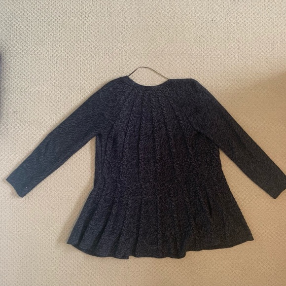 Cable knit cardigan - Picture 3 of 3